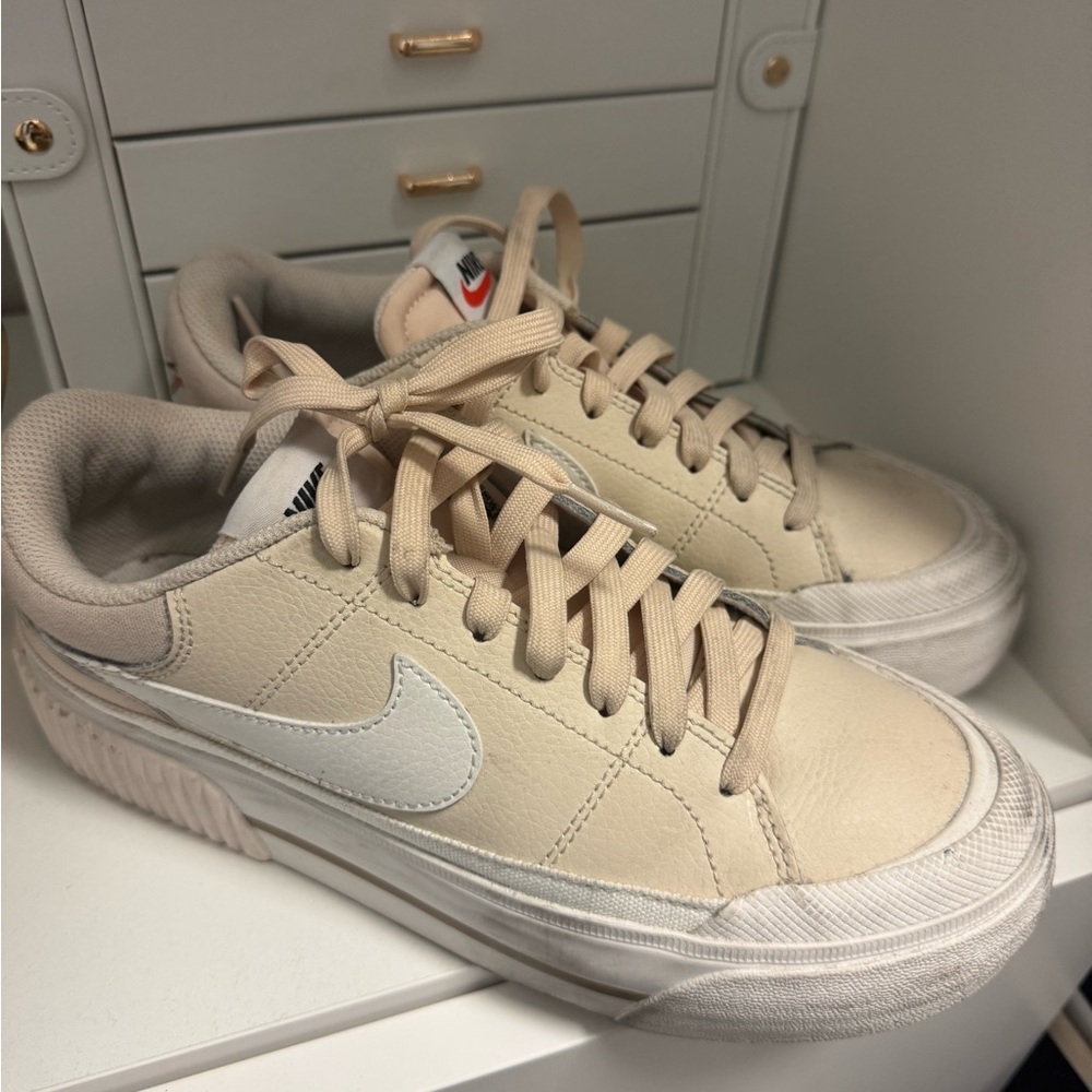 Nike Women's Cream and White Athletic Shoes